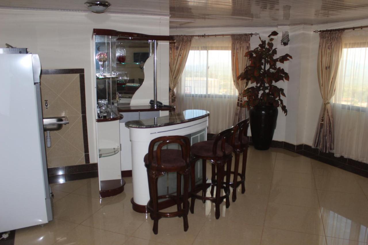 Meru Paramount מראה חיצוני תמונה